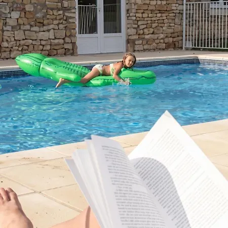 Maison De 4 Avec Piscine Partagee Jardin Amenage Et Wifi A Vincent La Chatre Hébergement de vacances