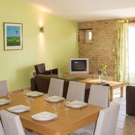 Maison De 4 Avec Piscine Partagee Jardin Amenage Et Wifi A Vincent La Chatre